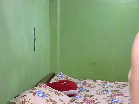 Snapshot of Indian_Horny_Wife chatting on July 2, 2026, 3:23 am Indian Horny Wife online show from July 2, 2026, 3:23 am