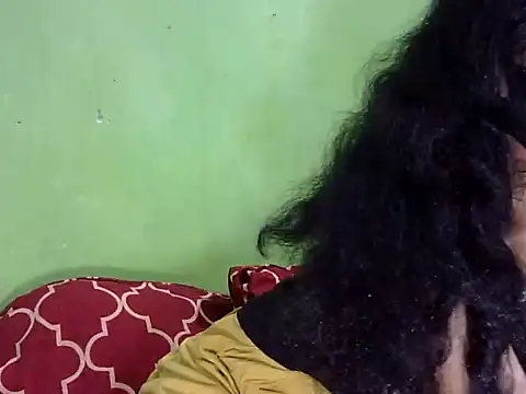 Indian Horny Wife online show from March 19, 2026, 5:29 am