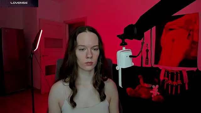 Snapshot of DivineBite chatting on March 26, 2026, 10:57 am DivineBite online show from March 26, 2026, 10:57 am