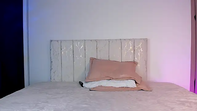 Snapshot of liagirl_cute chatting on November 20, 2025, 6:14 am liagirl cute online show from November 20, 2025, 6:14 am