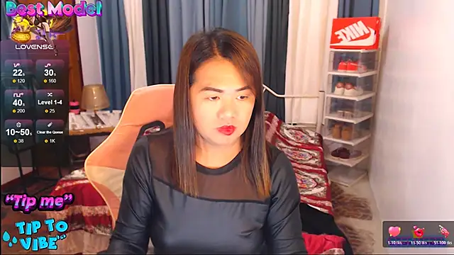 Snapshot of MagnificatMistress chatting on December 16, 2025, 8:35 pm MagnificatMistress online show from December 16, 2025, 8:35 pm