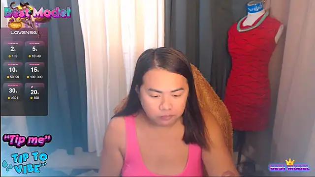 Snapshot of MagnificatMistress chatting on November 24, 2025, 1:27 am MagnificatMistress online show from November 24, 2025, 1:27 am