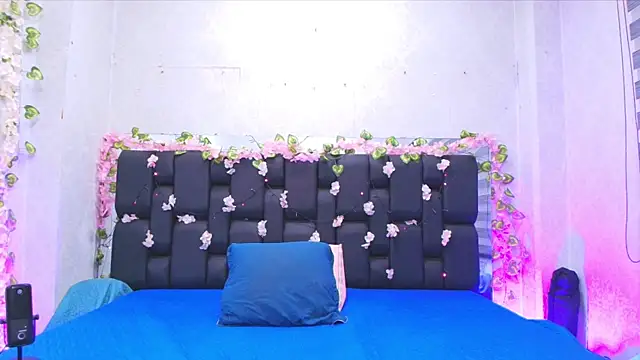 Snapshot of _carolina_fox chatting on September 11, 2025, 3:06 am carolina fox online show from September 11, 2025, 3:06 am