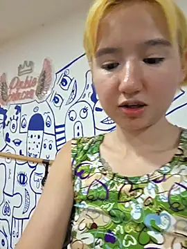 Snapshot of Pinkie_Princes chatting on December 16, 2025, 12:48 am Pinkie Princes online show from December 16, 2025, 12:48 am