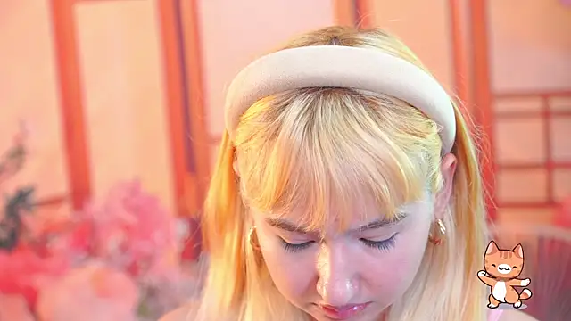 Snapshot of Pinkie_Princes chatting on November 29, 2025, 4:23 am Pinkie Princes online show from November 29, 2025, 4:23 am