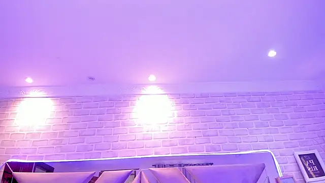 Snapshot of lixie_ chatting on February 28, 2025, 9:01 pm lixie online show from February 28, 2025, 9:01 pm