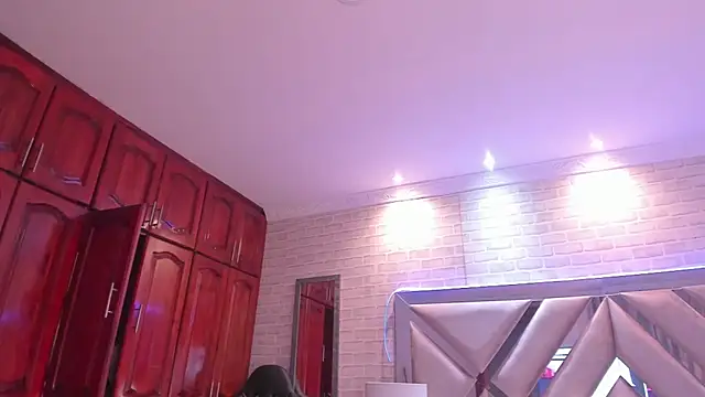 Snapshot of lixie_ chatting on February 13, 2025, 11:26 pm lixie online show from February 13, 2025, 11:26 pm