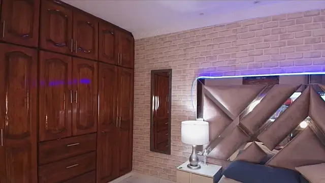 Snapshot of lixie_ chatting on March 6, 2025, 11:53 pm lixie online show from March 6, 2025, 11:53 pm