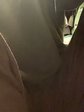 Senzuri kun online show from April 21, 2026, 7:20 pm