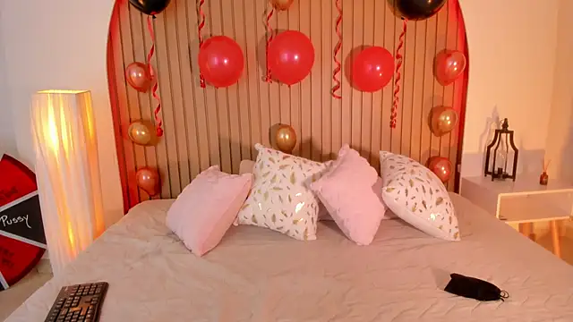 Snapshot of Karlagonzales_ chatting on April 18, 2026, 7:58 pm Karlagonzales online show from April 18, 2026, 7:58 pm