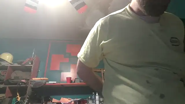 Snapshot of charactrzero chatting on March 20, 2026, 8:32 pm charactrzero online show from March 20, 2026, 8:32 pm