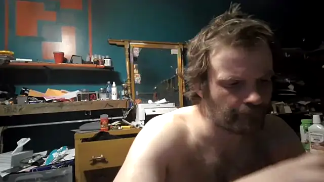 Snapshot of charactrzero chatting on April 4, 2026, 1:34 am charactrzero online show from April 4, 2026, 1:34 am