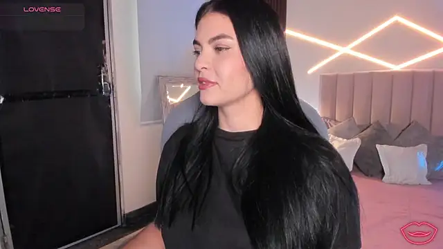 Snapshot of Veronicalanx1 chatting on February 19, 2026, 12:02 pm Veronicalanx1 online show from February 19, 2026, 12:02 pm