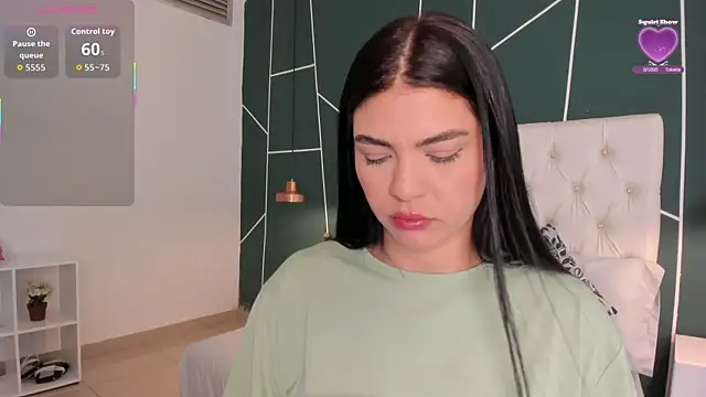 Snapshot of Veronicalanx1 chatting on January 7, 2026, 12:43 pm Veronicalanx1 online show from January 7, 2026, 12:43 pm