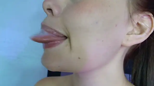 Snapshot of lisbet21x chatting on December 22, 2025, 11:16 pm lisbet21x online show from December 22, 2025, 11:16 pm