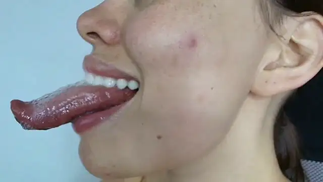 lisbet21x online show from September 29, 2025, 11:10 pm