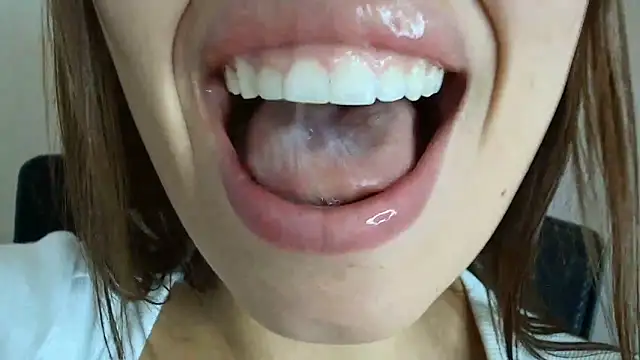 lisbet21x online show from September 19, 2025, 10:14 pm