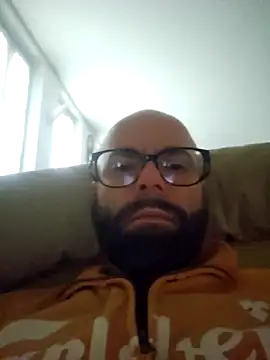 Snapshot of Dolceporco19 chatting on November 2, 2025, 9:25 am Dolceporco19 online show from November 2, 2025, 9:25 am