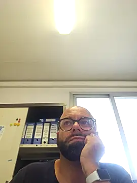 Snapshot of Dolceporco19 chatting on September 15, 2025, 2:17 pm Dolceporco19 online show from September 15, 2025, 2:17 pm