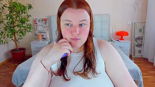 Snapshot of PolinaSalvatore chatting on April 28, 2026, 2:32 pm PolinaSalvatore online show from April 28, 2026, 2:32 pm