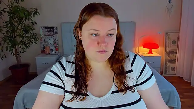 Snapshot of PolinaSalvatore chatting on April 29, 2026, 3:49 pm PolinaSalvatore online show from April 29, 2026, 3:49 pm