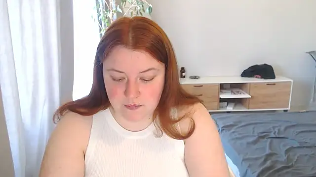 PolinaSalvatore online show from April 23, 2026, 2:08 pm