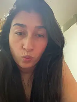 andreaisis2 online show from January 10, 2025, 9:31 pm