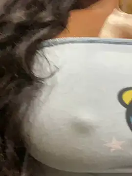 Snapshot of bea3liz chatting on January 27, 2025, 1:59 am bea3liz online show from January 27, 2025, 1:59 am