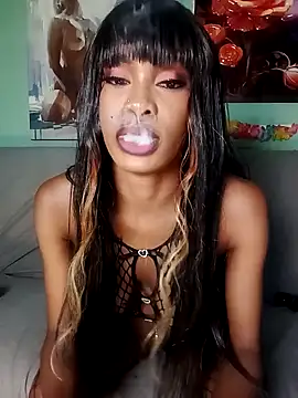 Slenderxxx2 online show from May 13, 2026, 1:29 pm