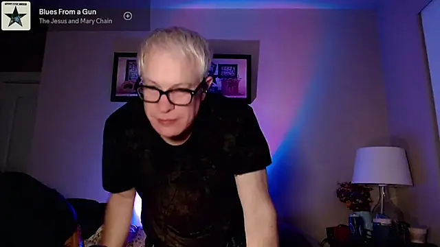 Snapshot of Snarfle82 chatting on December 2, 2025, 12:40 pm Snarfle82 online show from December 2, 2025, 12:40 pm