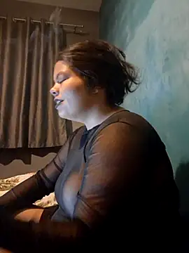 niCuNin online show from October 12, 2025, 5:09 am