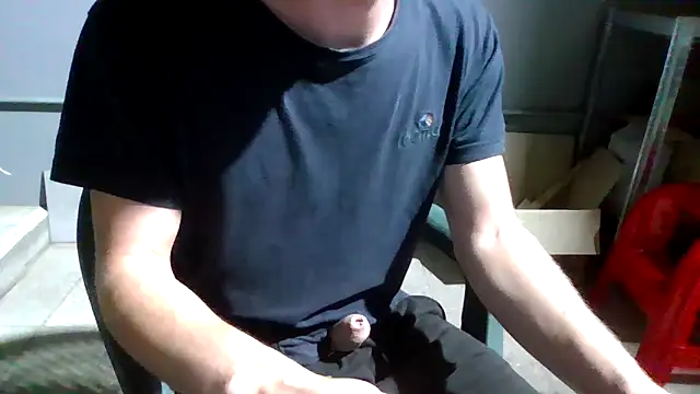 Snapshot of simoninside25 chatting on September 14, 2025, 9:26 pm simoninside25 online show from September 14, 2025, 9:26 pm