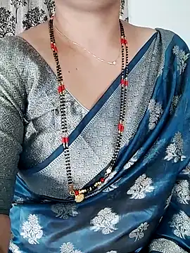 Snapshot of Indian_desi_wife chatting on July 2, 2026, 4:13 pm Indian desi wife online show from July 2, 2026, 4:13 pm