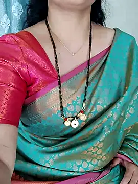 Snapshot of Indian_desi_wife chatting on February 3, 2026, 6:22 am Indian desi wife online show from February 3, 2026, 6:22 am