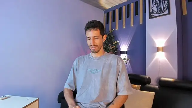 sam bisex online show from April 19, 2026, 2:56 am