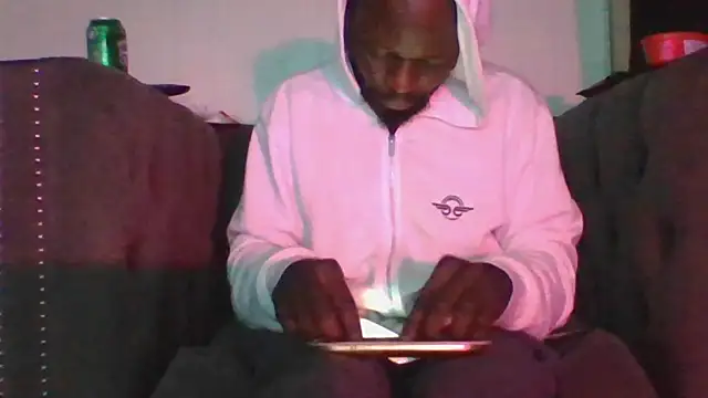 Daddy hook online show from November 28, 2025, 3:34 pm