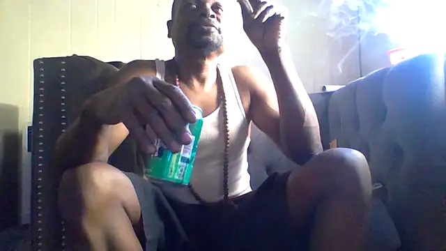 Snapshot of Daddy_hook chatting on March 19, 2026, 10:21 pm Daddy hook online show from March 19, 2026, 10:21 pm