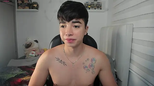 santy7v7 online show from March 14, 2026, 1:28 pm