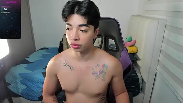 santy7v7 online show from October 16, 2025, 1:19 pm