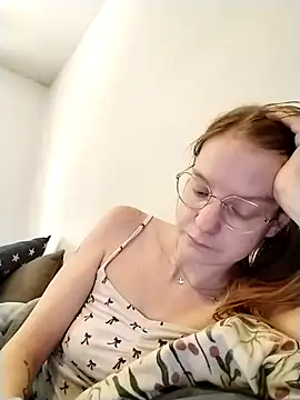 Snapshot of jannis1992 chatting on February 8, 2026, 10:35 am jannis1992 online show from February 8, 2026, 10:35 am