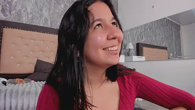 Lia sarahi online show from November 22, 2025, 12:15 pm