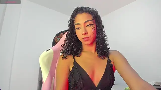 Snapshot of khaliope chatting on November 5, 2025, 3:42 am khaliope online show from November 5, 2025, 3:42 am