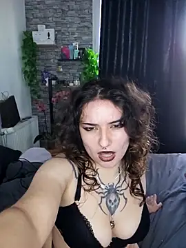 Moxxxie online show from November 12, 2025, 3:16 pm