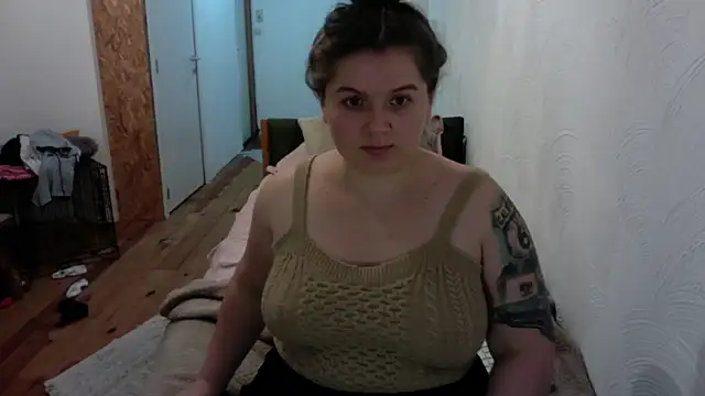 richwomen943 online show from December 18, 2024, 7:30 pm