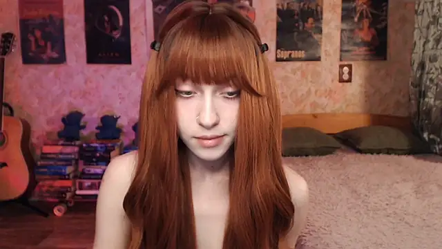 Snapshot of Friendly_Ellie chatting on September 21, 2025, 12:16 am Friendly Ellie online show from September 21, 2025, 12:16 am