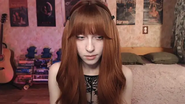 Snapshot of Friendly_Ellie chatting on September 18, 2025, 11:19 pm Friendly Ellie online show from September 18, 2025, 11:19 pm