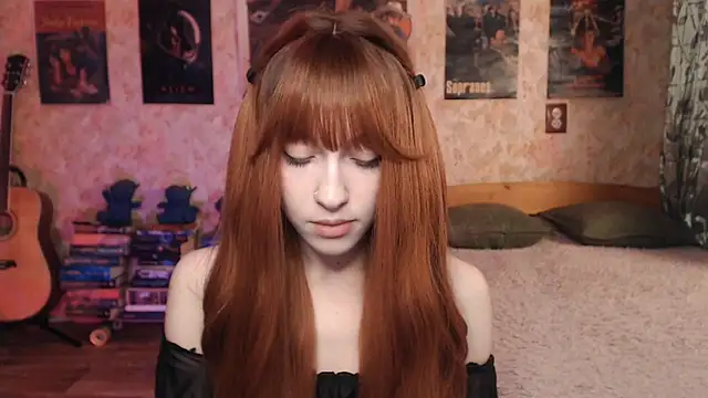 Snapshot of Friendly_Ellie chatting on September 30, 2025, 11:11 pm Friendly Ellie online show from September 30, 2025, 11:11 pm