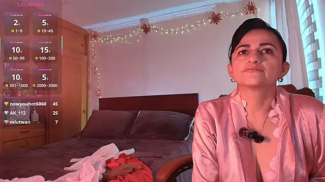 Snapshot of ISABEEL_SOFIA01 chatting on March 15, 2026, 12:34 pm ISABEEL SOFIA01 online show from March 15, 2026, 12:34 pm