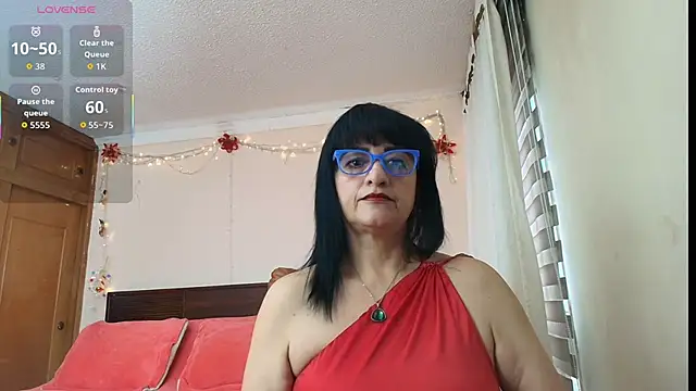 Snapshot of ISABEEL_SOFIA01 chatting on April 5, 2026, 11:50 am ISABEEL SOFIA01 online show from April 5, 2026, 11:50 am