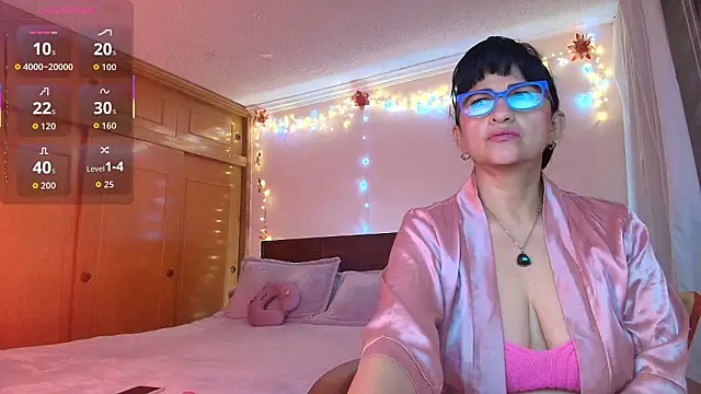 Snapshot of ISABEEL_SOFIA01 chatting on March 21, 2026, 10:31 am ISABEEL SOFIA01 online show from March 21, 2026, 10:31 am